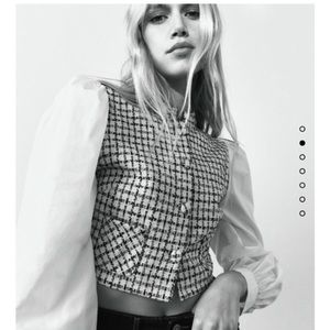 Zara cropped tweed and poplin combo blouse, NWT. Size: XS. Color: Black/White.